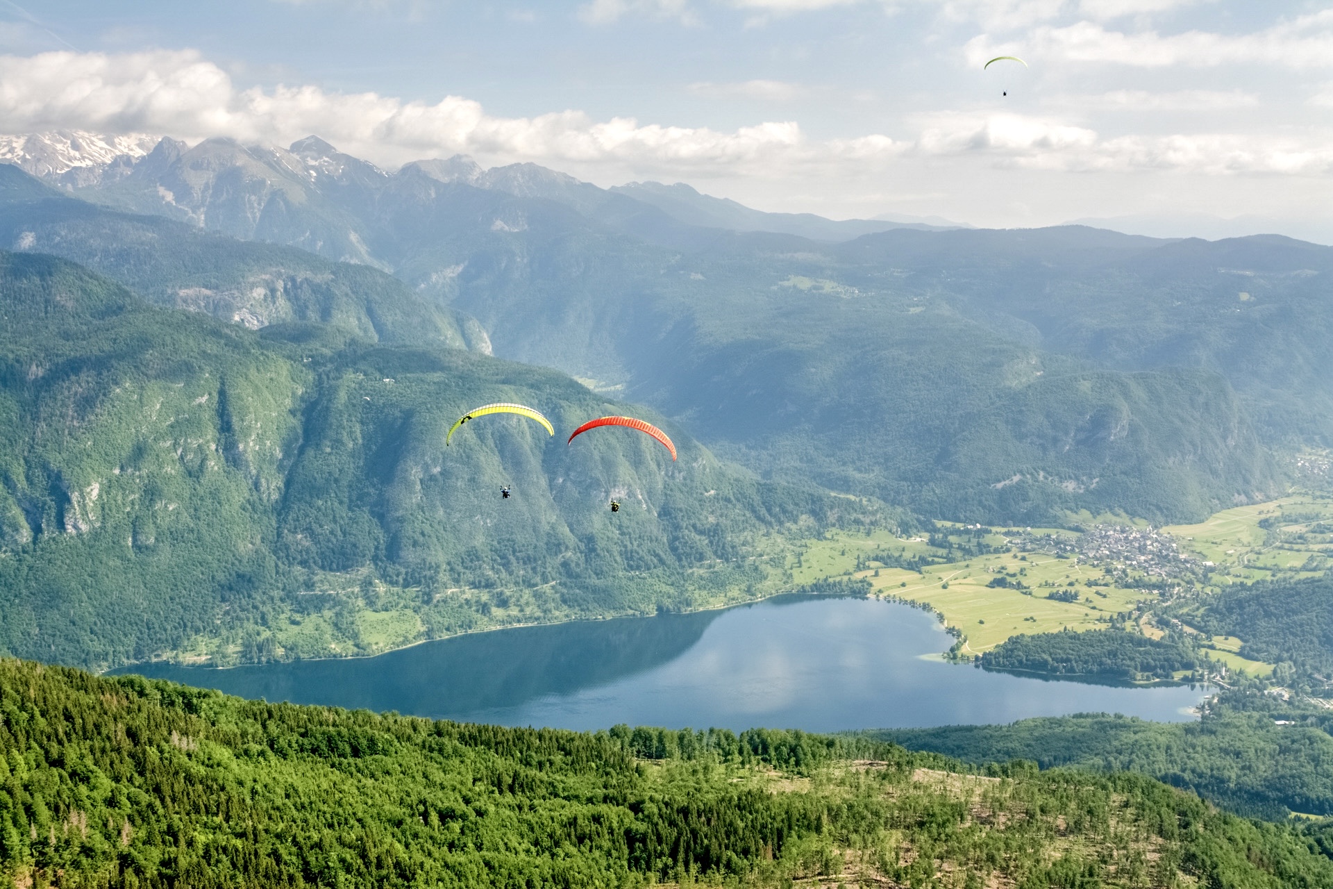 LIFE ADVENTURES | Tandem Paragliding Mt Vogel
